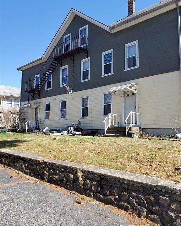 1156 Social St, Woonsocket, RI 02895 Zillow