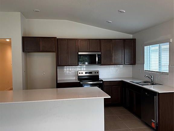 2nd image of 3016 Upton St