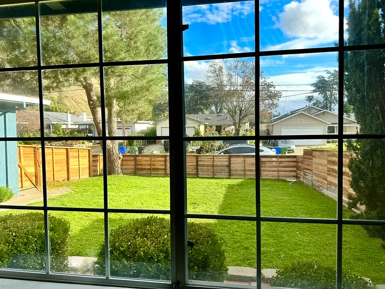 625 Orangewood Dr — Photo 4