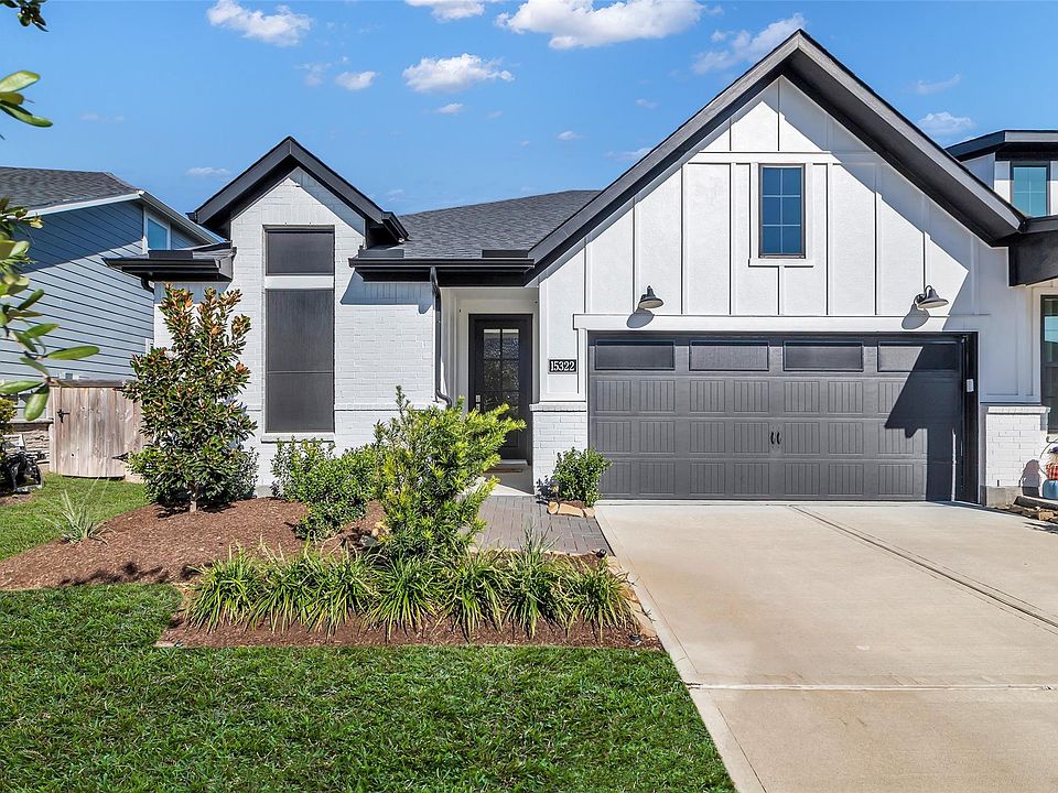 1st image of 15322 Spanish Ranchos Way