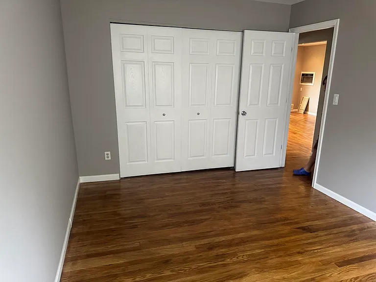 4859 Mansfield Ave #8H — Photo 11