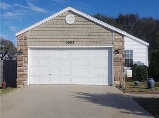 1903 S Pinewoods Dr, Rogers, AR 72758