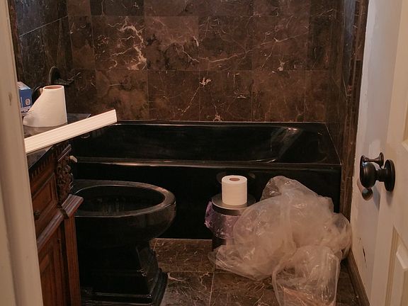 5th image of 6308 S Lansdale Cir