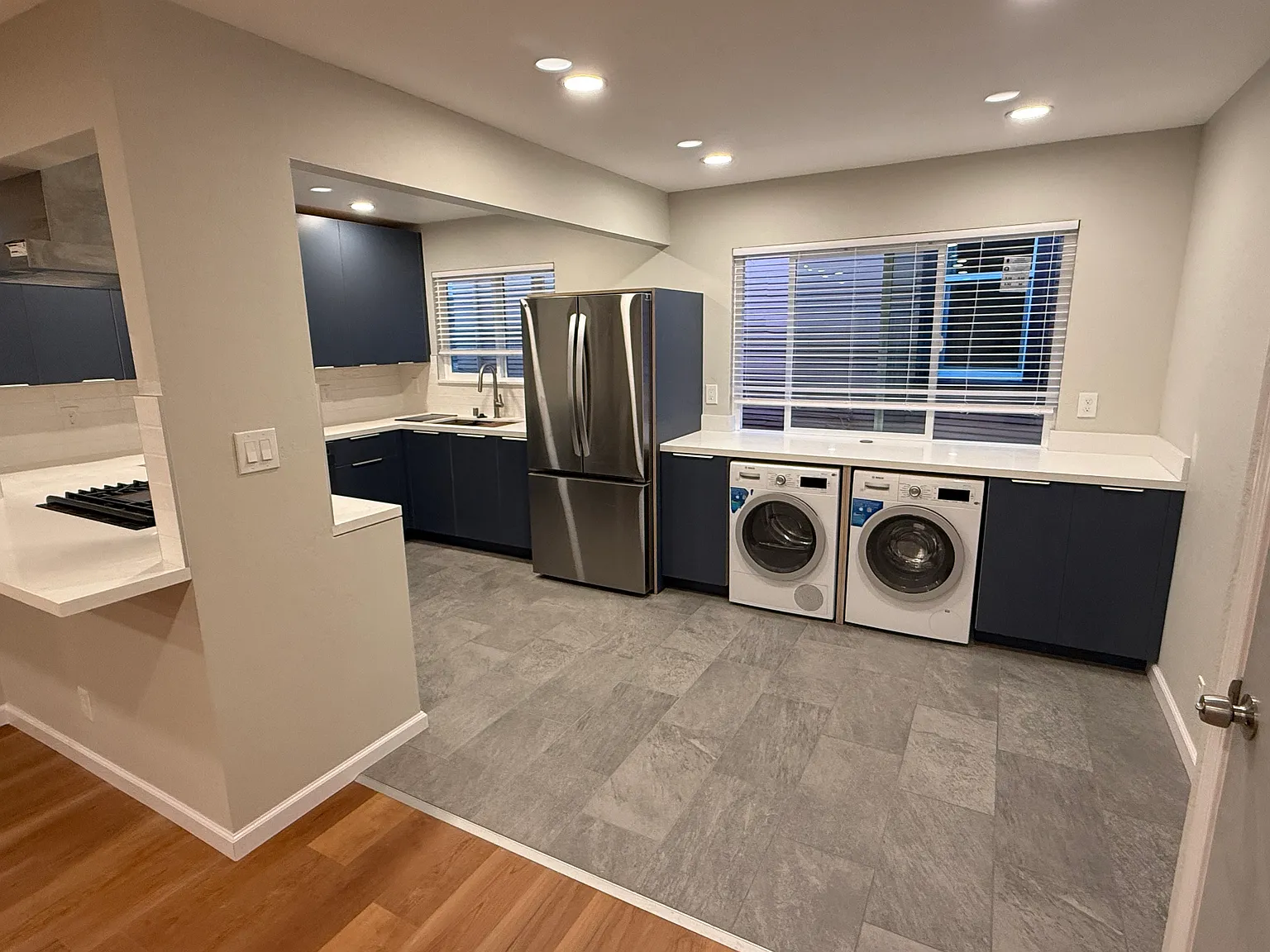 2 bed, 950 sqft, $2,850 — Photo 4