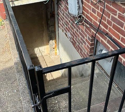 5th image of 1418 N Linwood Ave