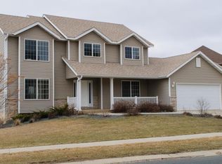 6067 Shetland Dr NW, Rochester, MN 55901