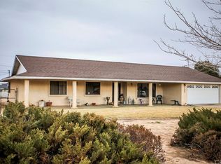 14560 Luna Rd, Victorville, CA 92392