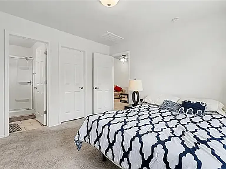 2344 Roca Dr — Photo 11