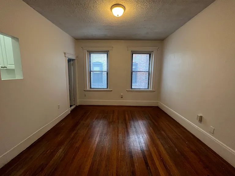 238 Hemenway St #14 — Photo 6