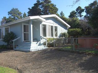 330 Oceanview St, Depoe Bay, OR 97341