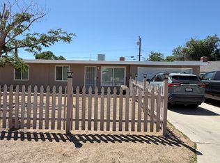44423 3rd St E, Lancaster, CA 93535