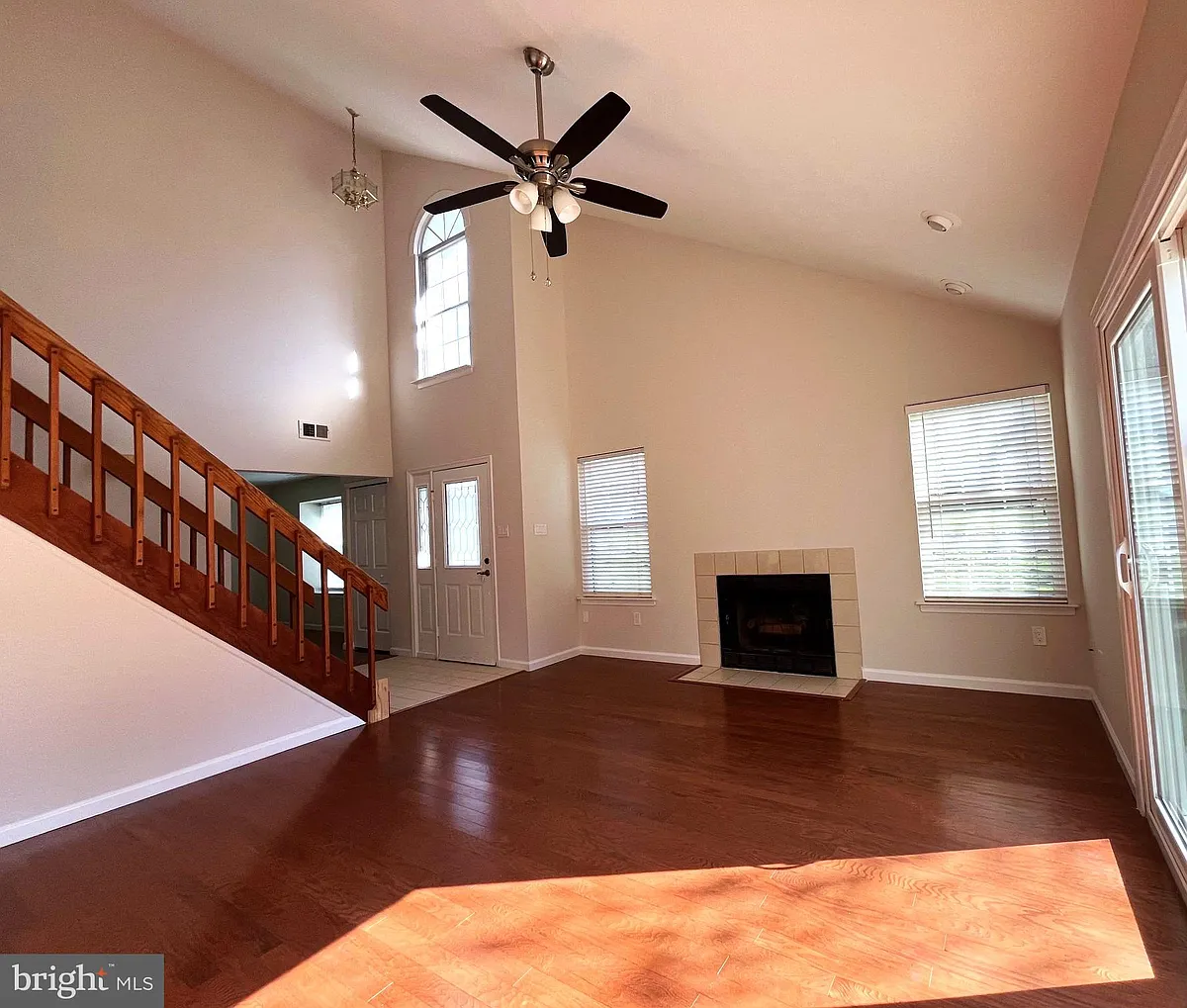 Building Photo - 40 Roxbury Ct #H