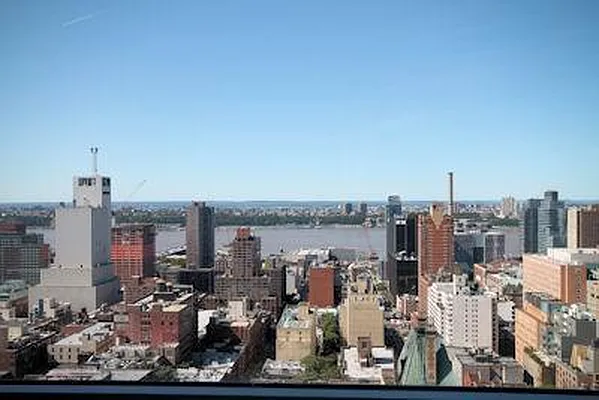 Rented by Kian Realty | media 3