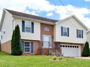 1410 Addison Dr, Clarksville, TN 37042
