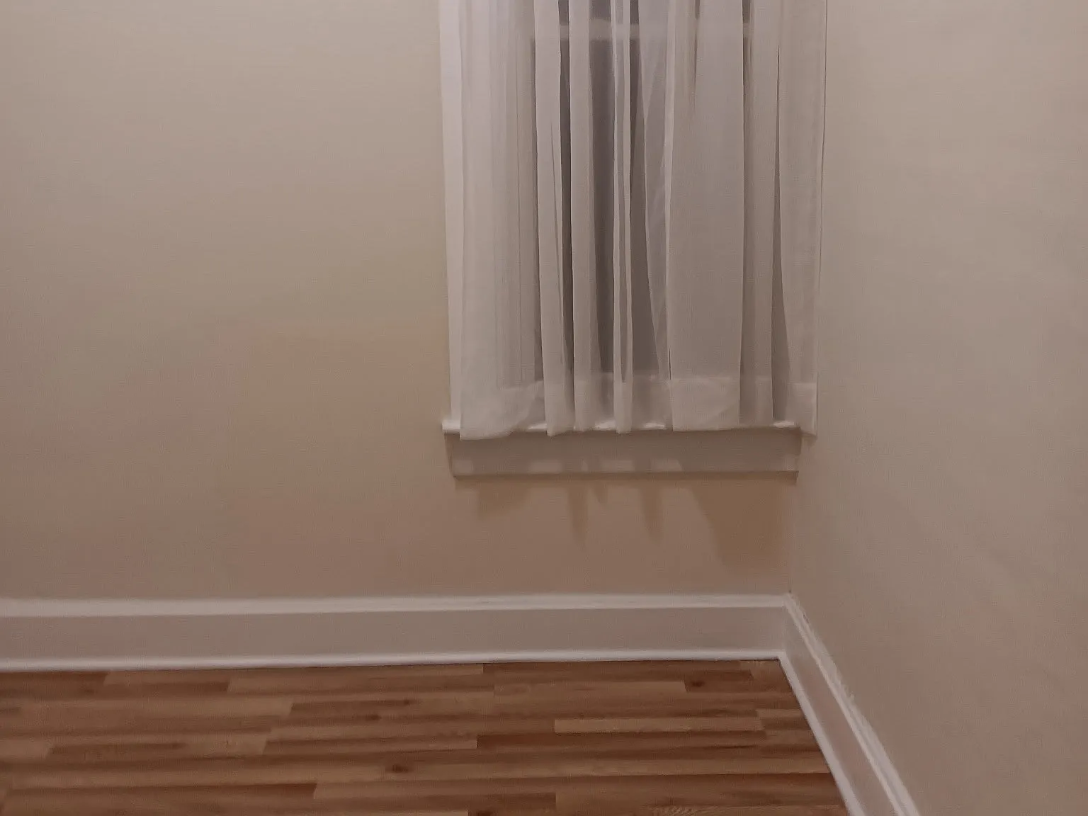 3 bed, $1,800 — Photo 3