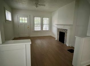 897 Thomas Rd, Columbus, OH 43212