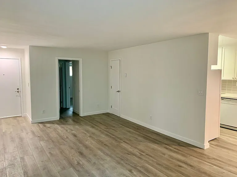 Luxury Living At An Affordable Price — Photo 13