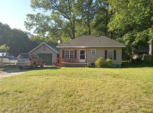 4230 W Giles Rd, Muskegon, MI 49445