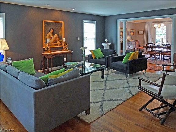 3rd image of 3356 Thomson Cir