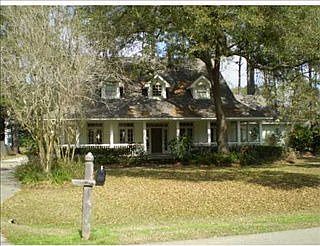 1st image of 545 Beau Chene Dr