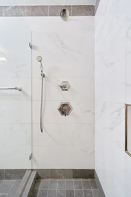 Rented by Living New York | media 44