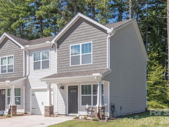 86 Malcolm Ct, Candler, NC 28715