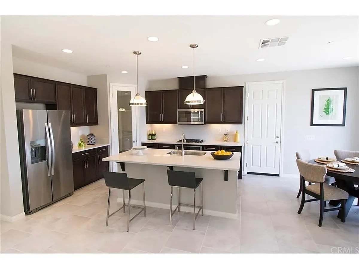Building Photo - 6032 Limonium Ln