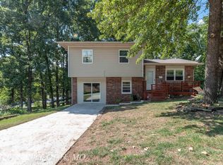 1207 S 20th Ave, Ozark, MO 65721