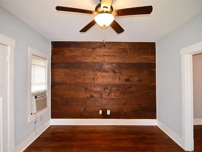 1905 Stevens St #2 — Photo 15