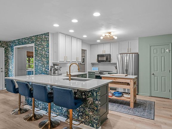 4th image of 229 Timber Meadow Lake Dr