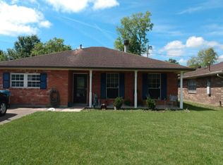 121 Dianne Dr, Saint Rose, LA 70087