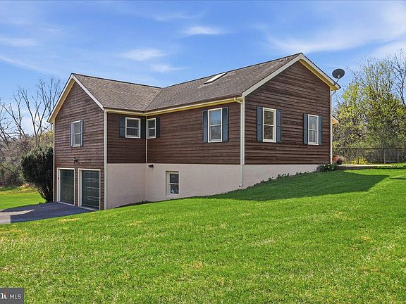 2nd image of 583 Morgan Grove Rd
