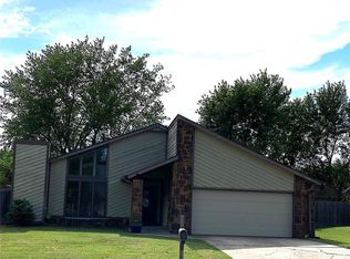 3716 S Oak Ave, Broken Arrow, OK 74011