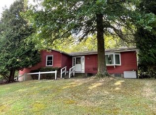 118 Keck Ln, Ruffs Dale, PA 15679