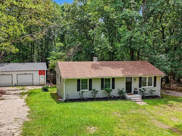 57 Natchez Trce, Fuquay Varina, NC 27526