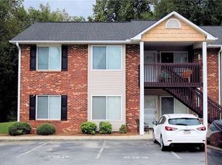 606 Westbrook Ct, Archdale, NC 27263