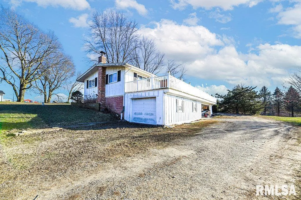15111 Christmas Tree Rd photo 1