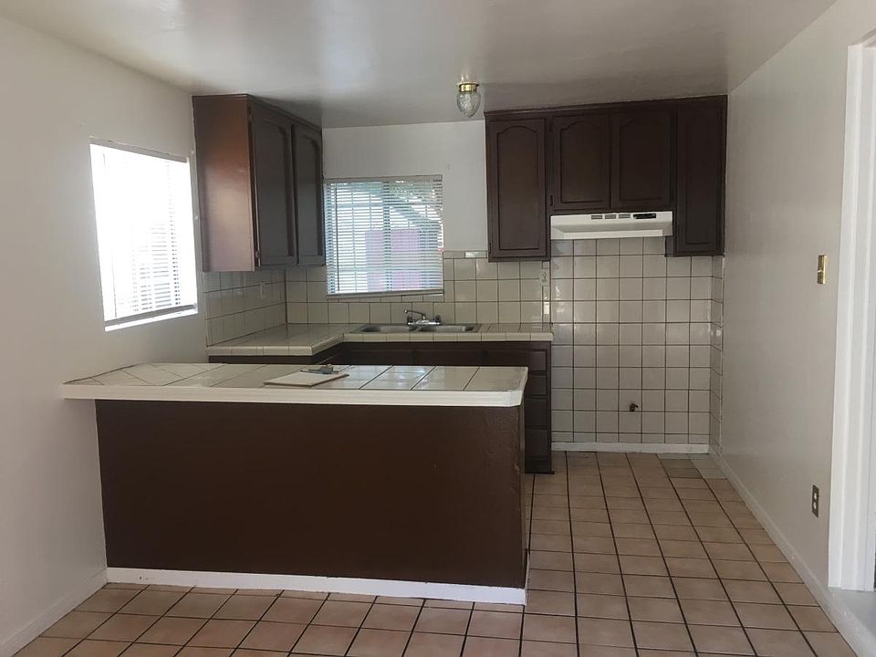 Kitchen/Living Room