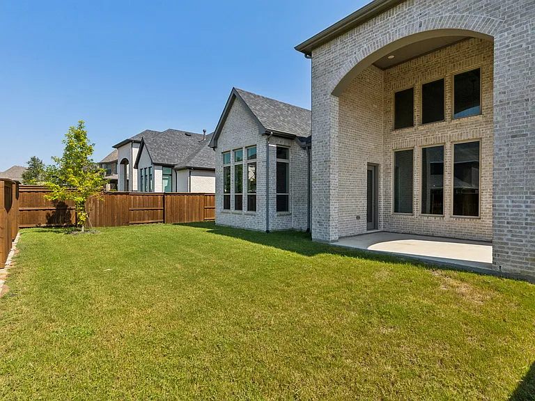 4131 Sandhills Ln — Photo 39