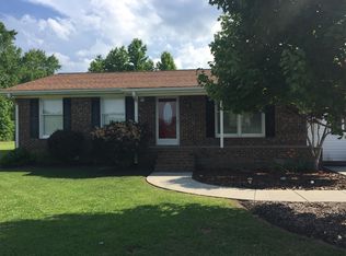 770 White Farm Rd, Oriental, NC 28571