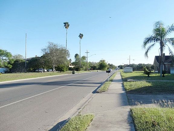 4th image of 1016 S Texas Blvd