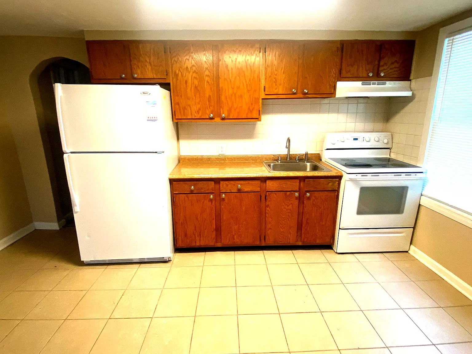 1 bed, 900 sqft, $950 — Photo 4
