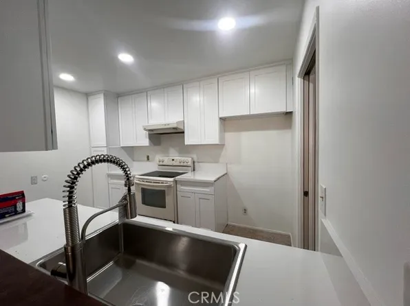 5600 Kensington Way Unit 209, Culver City, CA 90230