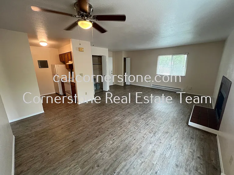 2820 W Platte Ave #A — Photo 3