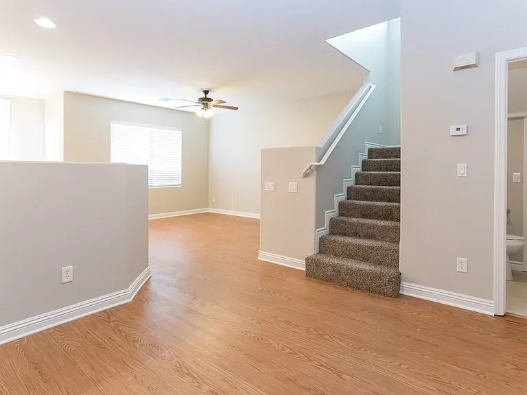 27 Stockton Edge Ave — Photo 2