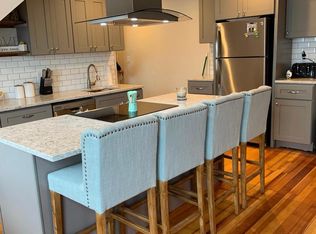 30 Beaufort St APT 3A, Providence, RI 02908