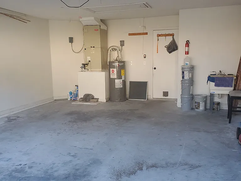 665 Brightview Dr — Photo 16