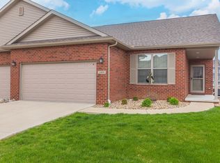 1404 Monterey Pine Dr, Normal, IL 61761