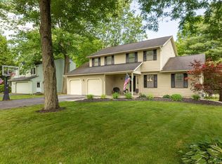 3448 Stanford Dr, Baldwinsville, NY 13027