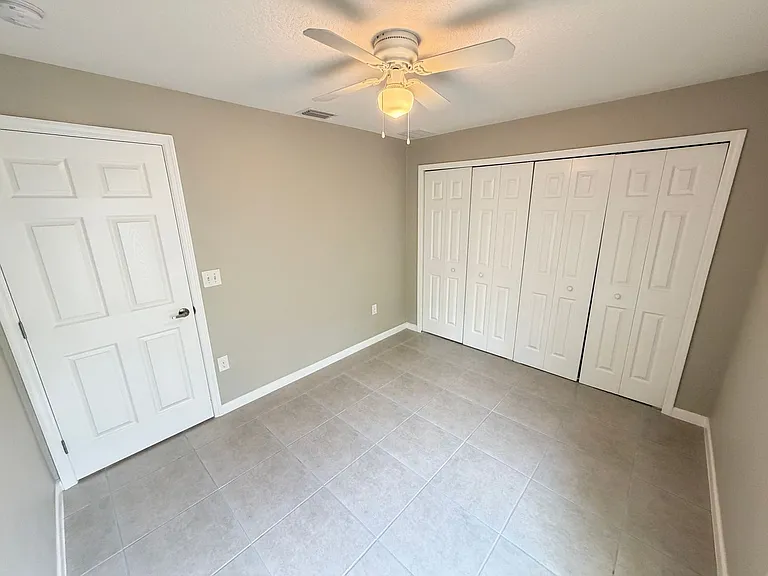 867 Glencove Ave NW — Photo 20